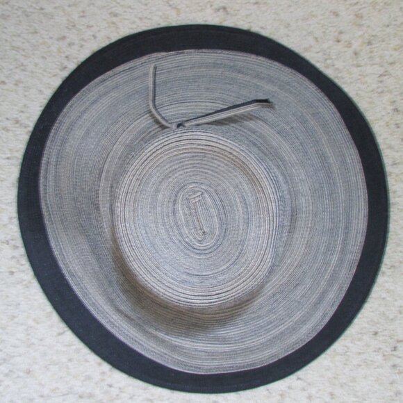 Large Brim Sun Hat - Picture 7 of 7